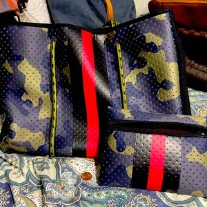 New Neoprene tote with wallet